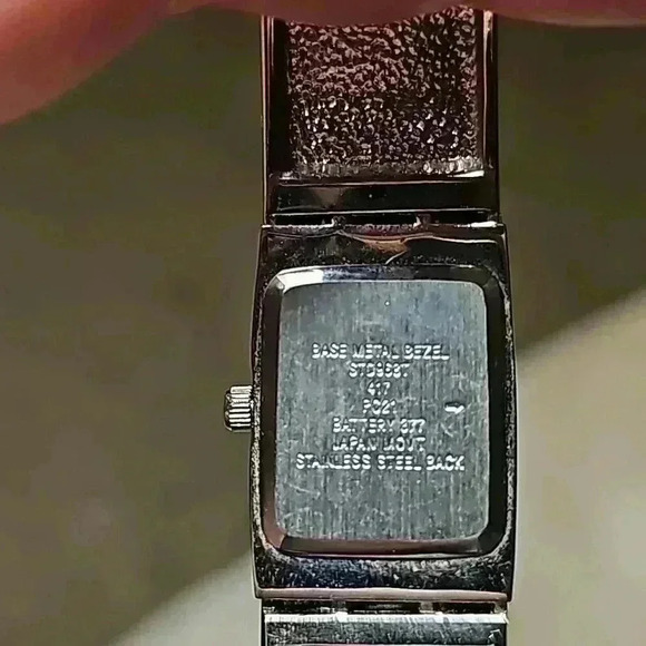 Studio Time Zebra Stripe Silver Tone & Black Enamel Bangle Cuff Bracelet Watch - Picture 2 of 3